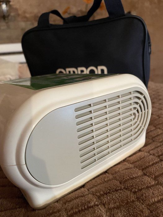 Інгалятор (небулайзер) Omron Comb Air - компактний, потужний.