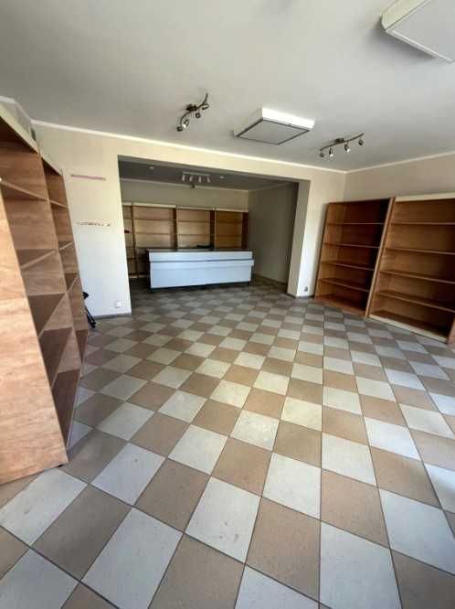 Lokal handlowy, Ryenk