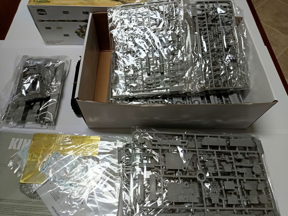 TAKOM German King Tiger Kit