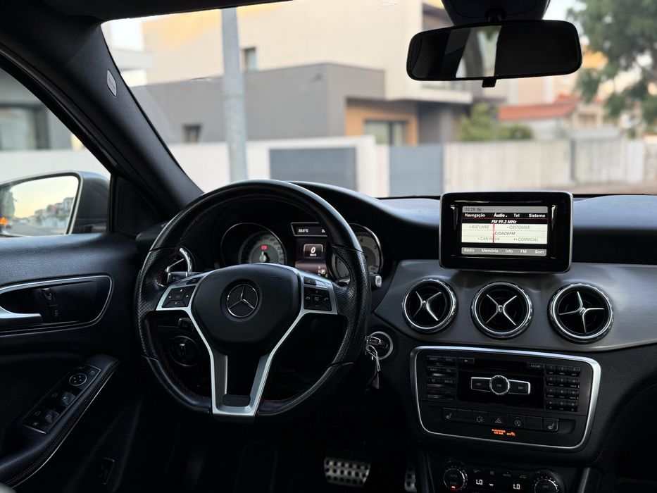 Mercedes-Benz GLA 220 — fotografia 8