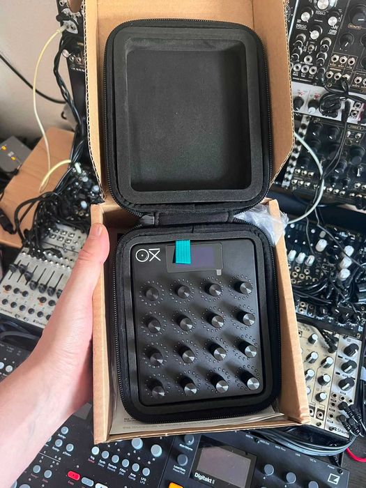OXI Instruments E16 kontroler MIDI - syntezator, instrument, ableton. Jak nowy