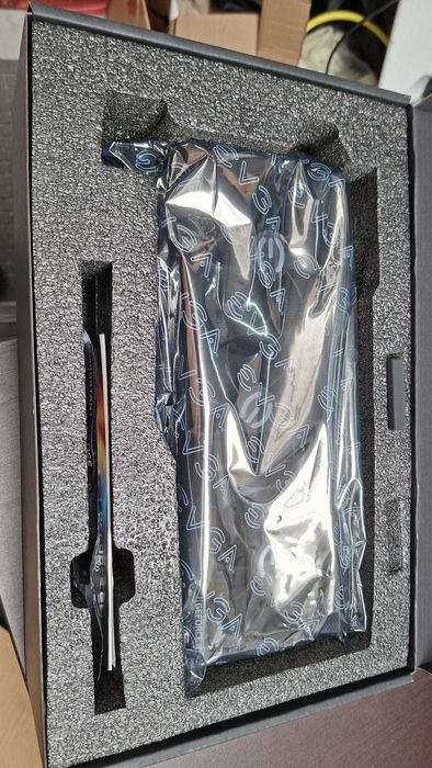 Vendo placa gráfica NVIDIA RTX 3090 EVGA FTW3 ultra 24 Gb