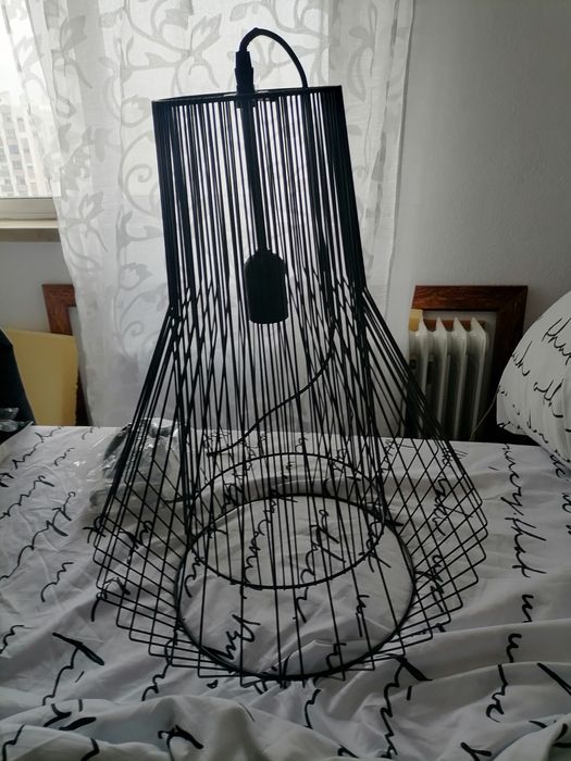 Baixa de preço. Candeeiros de tecto como novos.