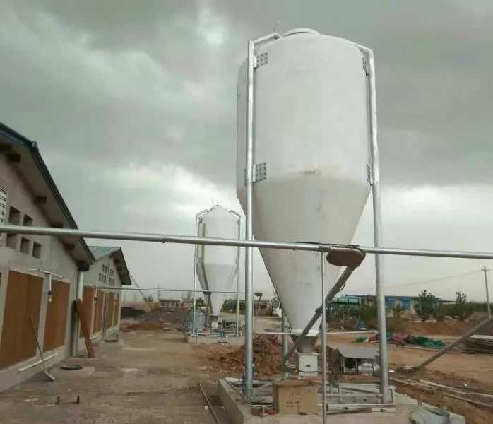 Кормороздача для свиней ( кормолінія )