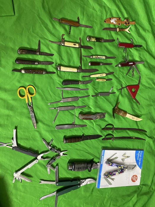 Коллекция ножей перочинных Victorinox,Richards,Clements и др.