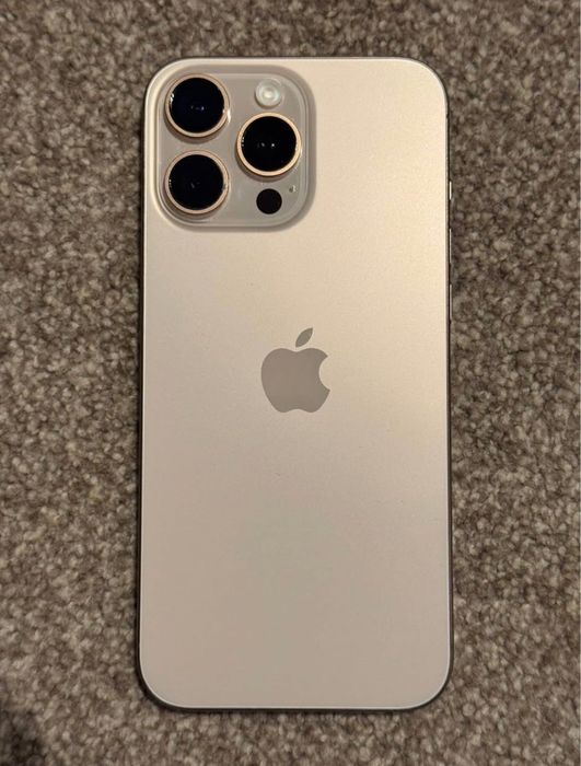 iPhone 16 Pro Max