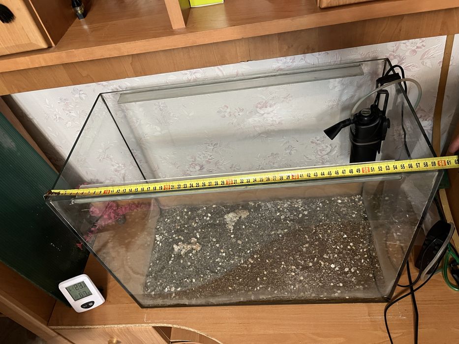 Продам  2 Аквариума