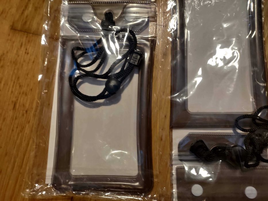 2x Bolsa à Prova D'Água pra Telemóvel iPhone, Impermeável (Novas)
