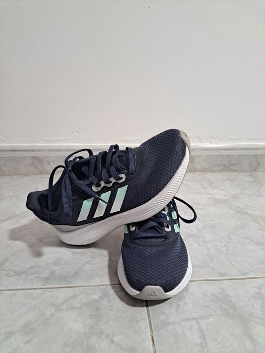 Sapatilhas adidas Runfalcon 5, tamanho 37 ½ (EU).