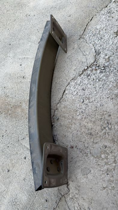 Задній підсилювач бампера Tesla Model 3 балка підсилювач оригінал