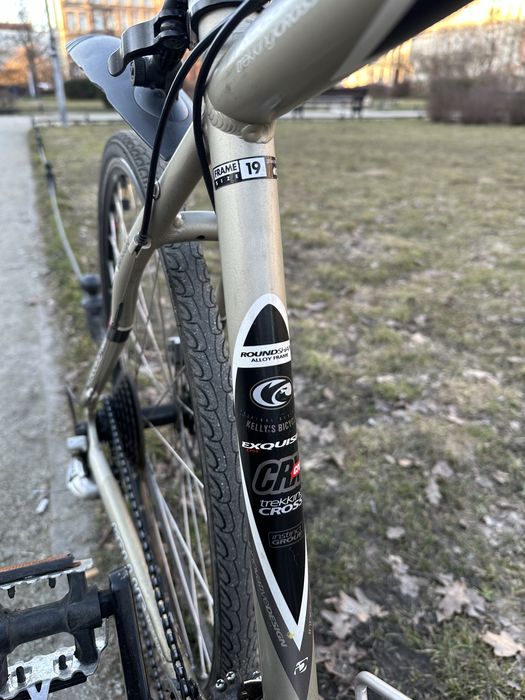 Kellys exquisite CRX cross (size 19)