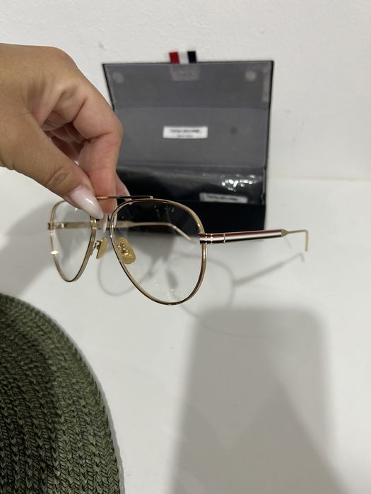 Okulary zerówki firmy Thom Browne