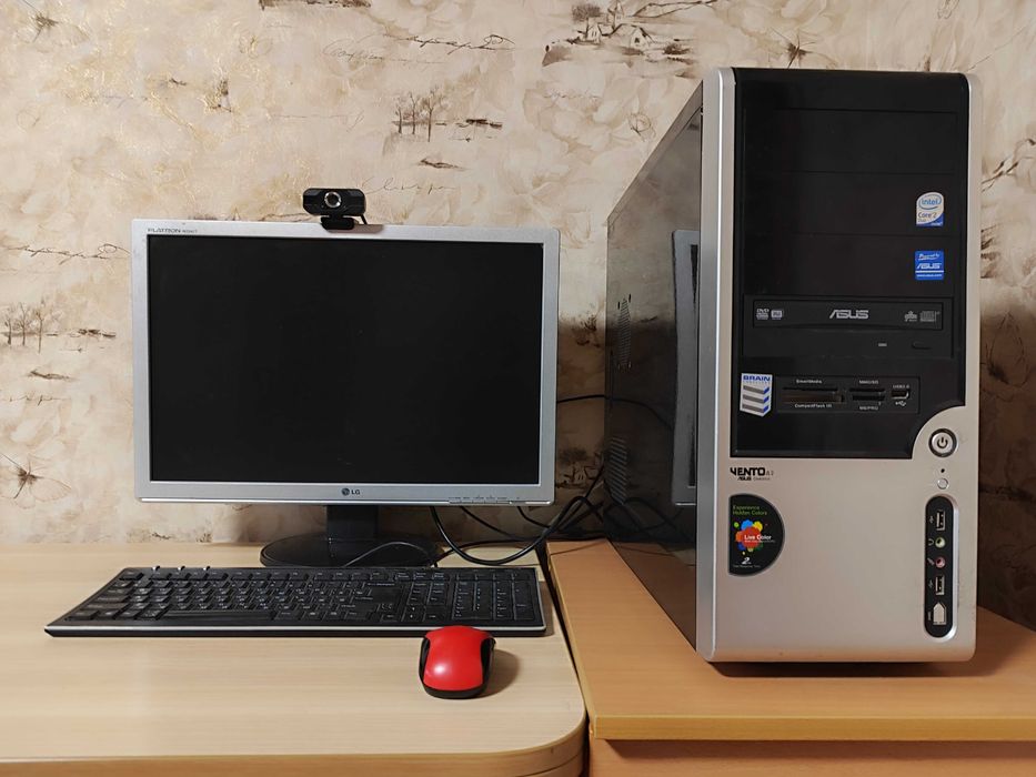 Комп'ютер + периферія (для навчання та невимогливих ігор) гор