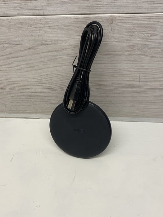 Бездротова зарядка Anker PowerWave 7.5 (A2503)