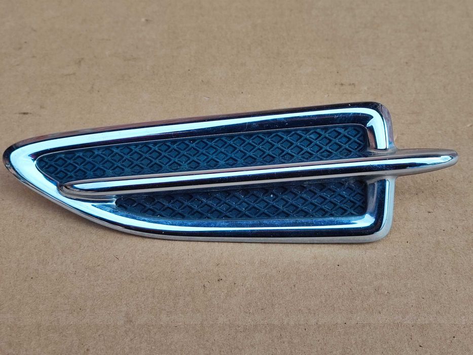 Решетка крыла декоративная FORD ESCAPE/KUGA 2013-2019