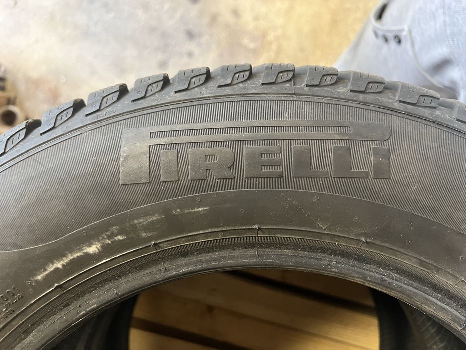 Шини Pirelli Cinturato 195/65 R15 зима