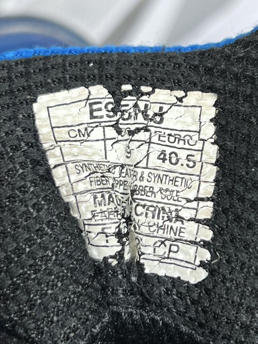 Кроссовки Asics р(40.5)
