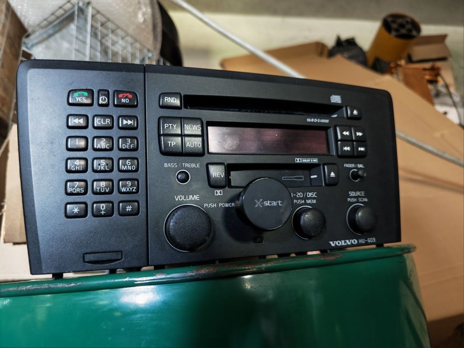 Radio HU-603 do Volvo S60