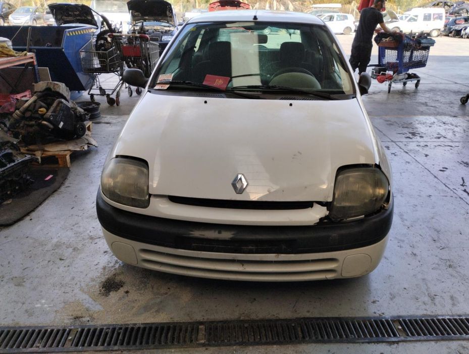 Radiador De Água Renault Clio Ii Fase I Bcb0