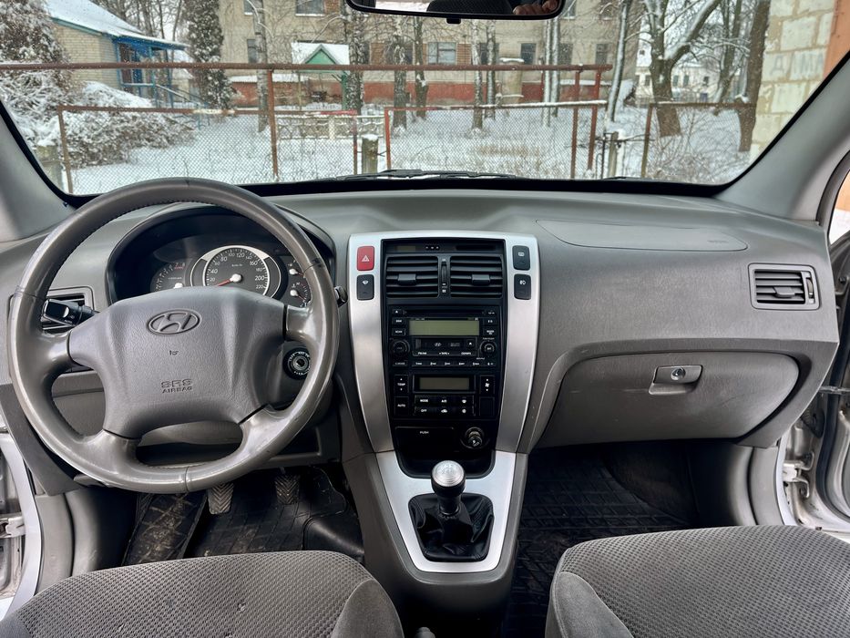 HYUNDAI Tucson 4*4. 2.0бензин! 2006год.
