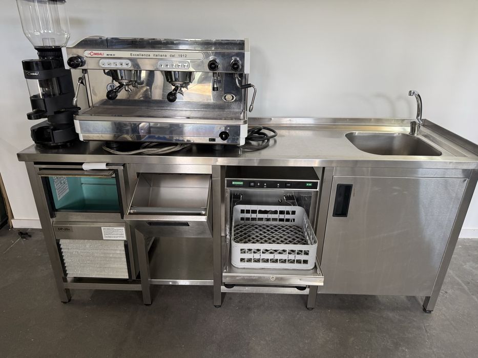 Bancada em inox para maquina de cafe moinho Maq. Chevenas Maq. de Gelo