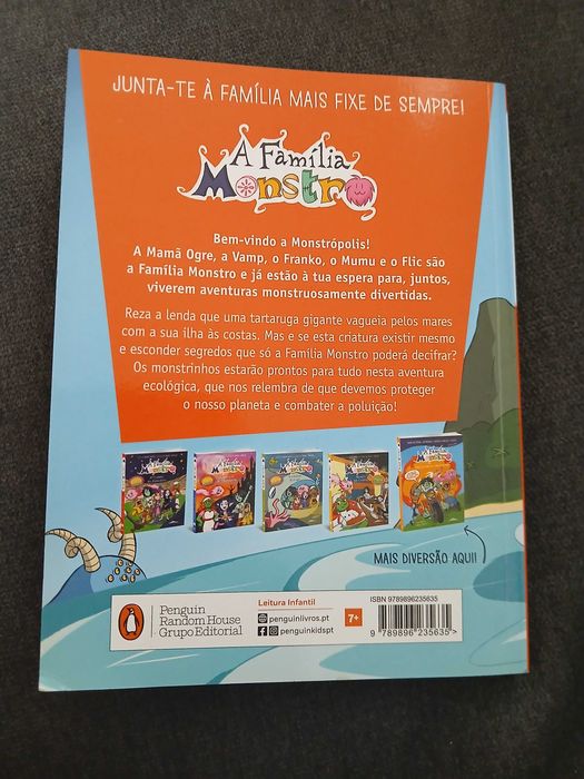 Livro A família monstro