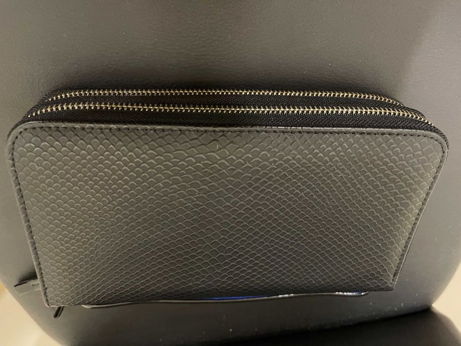 Carteira Preto e Azul e Porta-Moedas tamanho 22x12 - NOVO