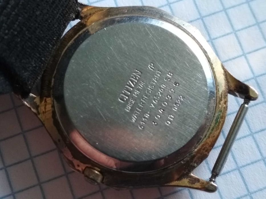 Продам часы Citizen электронные