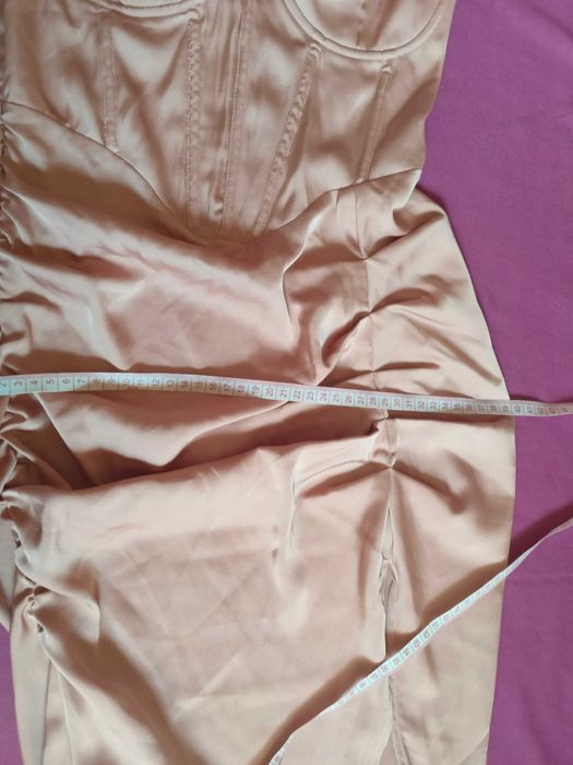 Długa sukienka balowa