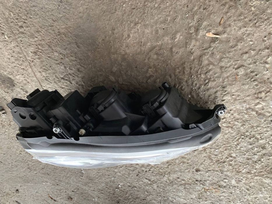 Фара w220 рест права нова