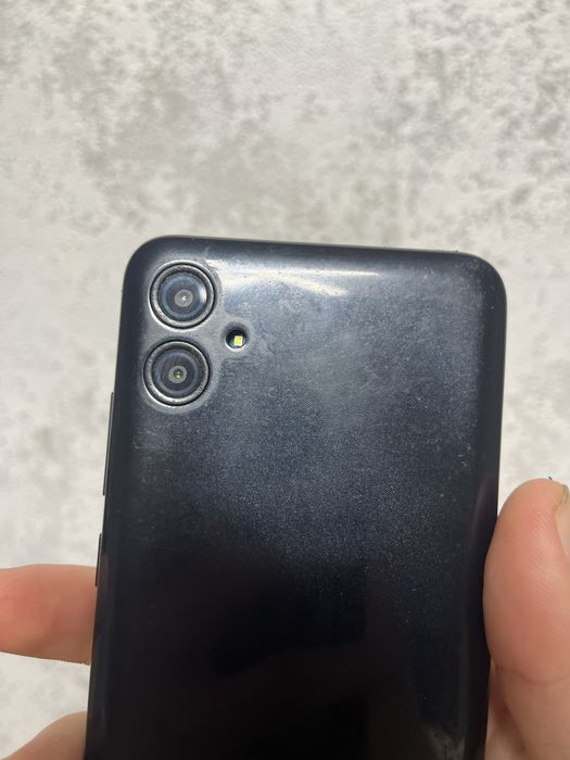 Телефон samsung A04