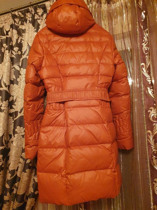 Продам зимний пуховик