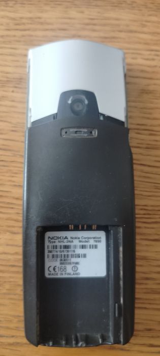 Telefon Nokia 7650 uszkodzony