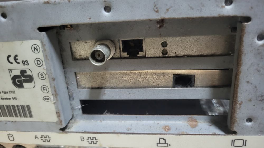 Computador IBM PS1 486SX 32MB RAM