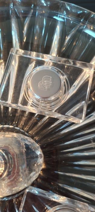 Kolekcja  korków do perfum oryginalne Karl Lagerfeld,  Versace   – 5 sztuk