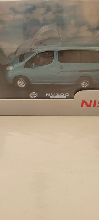 Miniatura Nissan
