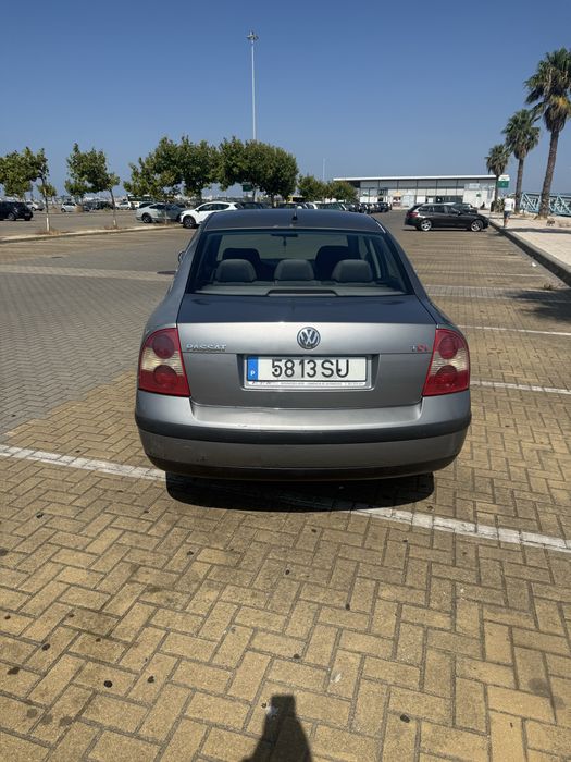 Volkswagen Passat — fotografia 4
