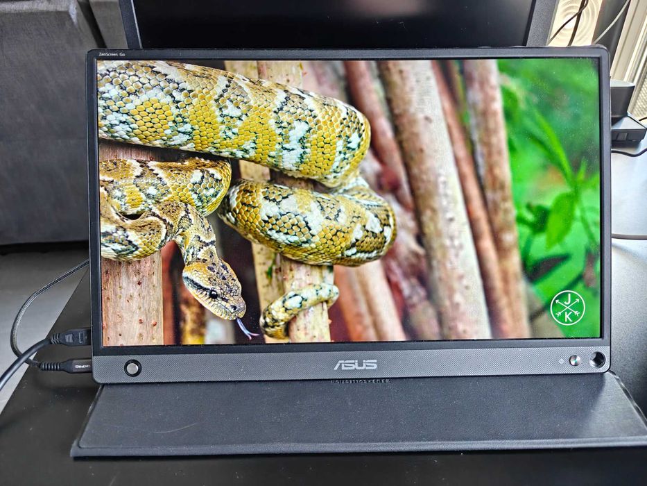 Przenośny monitor ASUS ZenScreen Go MB16AHP 15,6″ FHD IPS