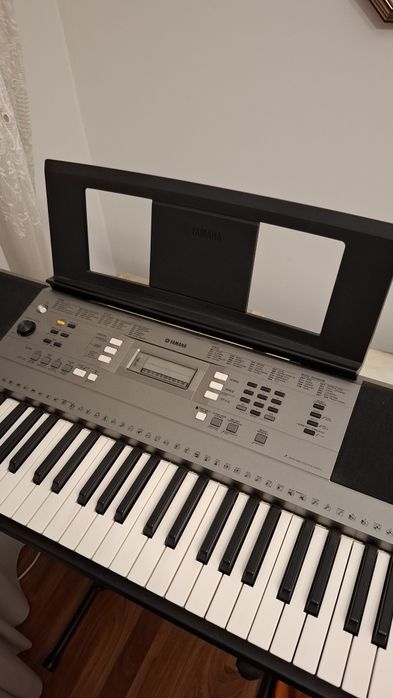 Teclado Yamaha PSR-E353