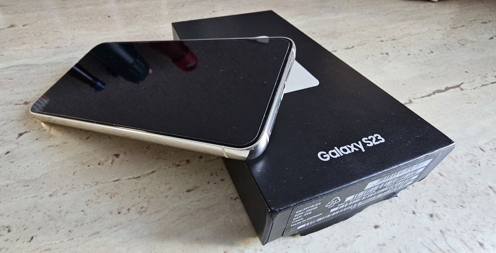Samsung Galaxy S23 256gb