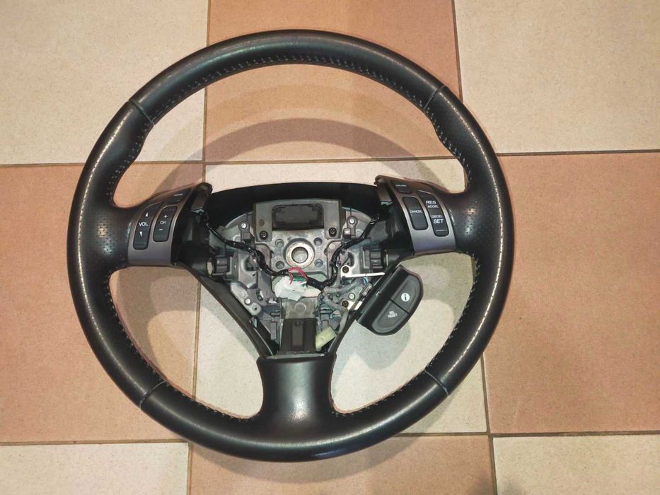 Продам рули на Honda Accord 7 02-07 и CR-V 3 07-11