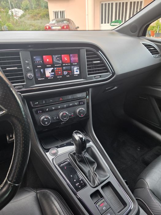SEAT Leon ST CUPRA 300 Performance 4Drive DSG