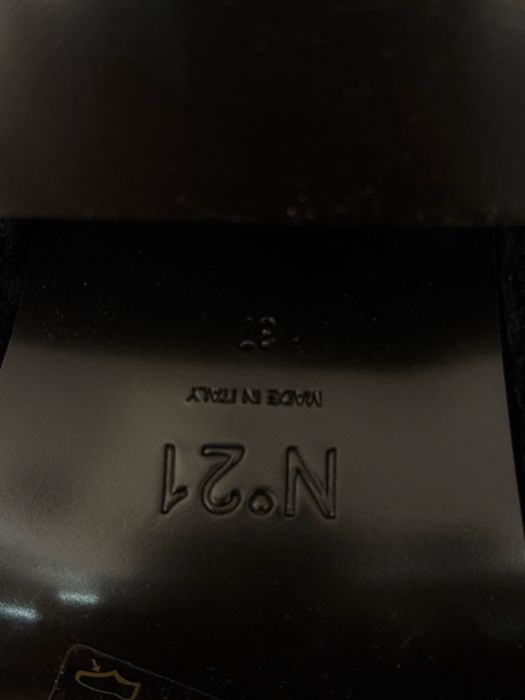 Нові босоніжки n21 оригинал 37 розмір