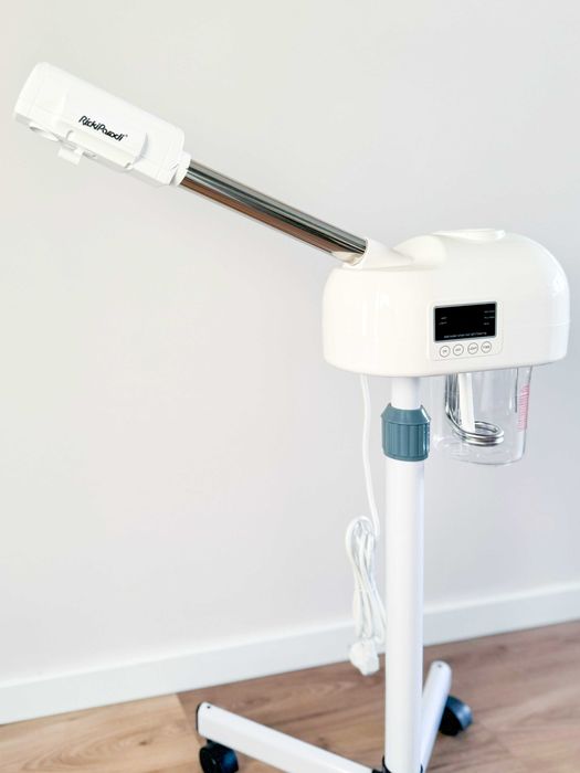 Vaporizador Facial de Pé com Ozono Rickiparodi