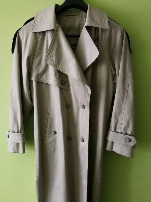 Płaszcz damski prochowiec