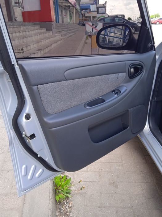 Продам Ланос 1.5 2011 года