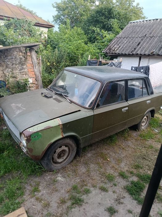 Продам машину ваз 2101