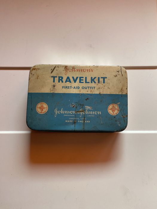 Stara apteczka podróżna Johanson&Johanson