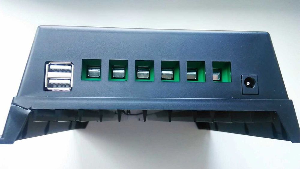 MPPT-контроллер для заряда батарей от солнечных панелей 12/24/48В 100А