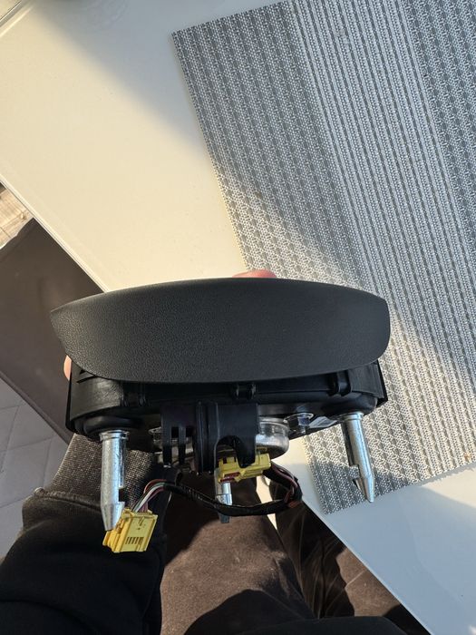 Подушка безопасности tesla model 3, Y